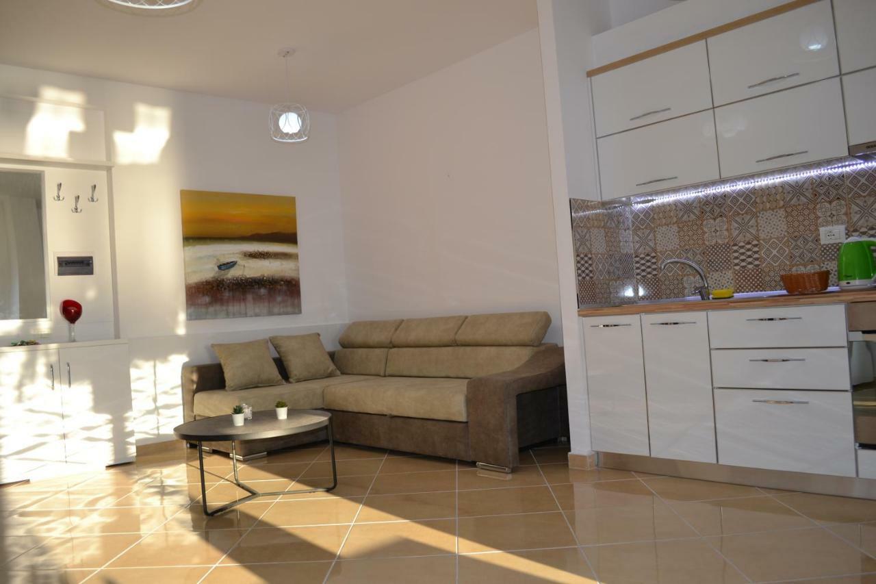 Seaview Penthouse 2 Bedrooms Apartment & Box Garage فلورا المظهر الخارجي الصورة